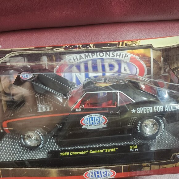 M2 Machines 1/24th Scale NHRA Drag Racing 1969 Chevrolet Camaro SS/RS Chase 500 - Picture 2 of 6